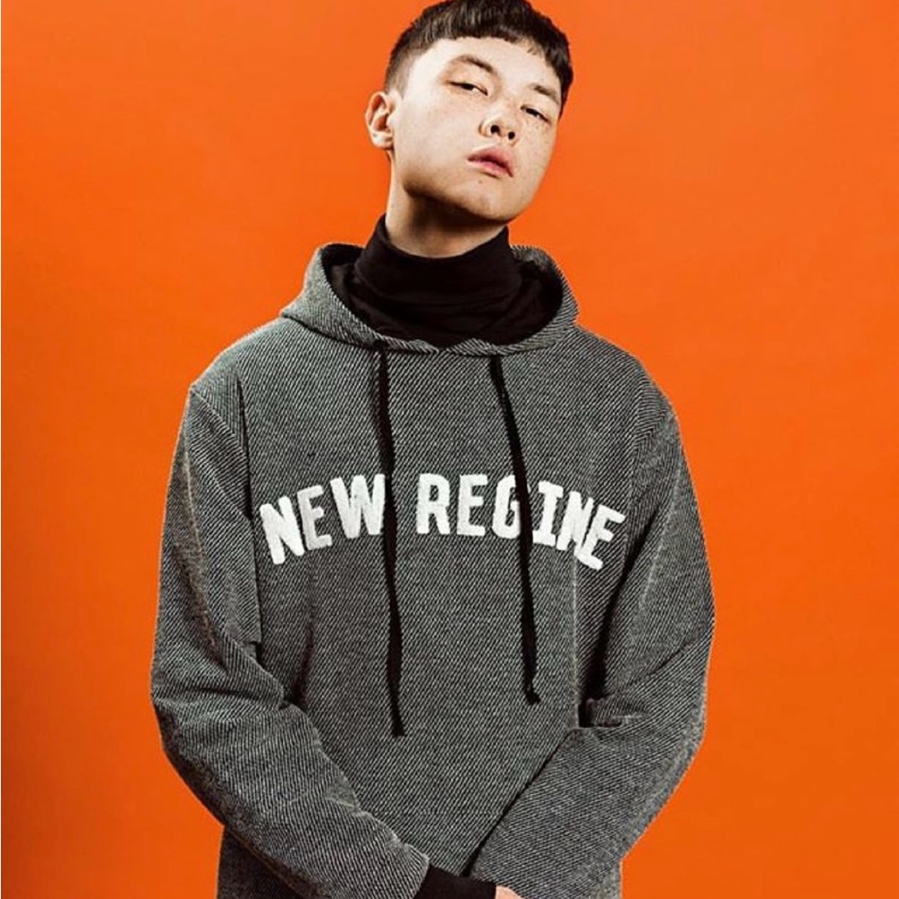 New Regime fuzzy Gray Sweatshirt hoodie
